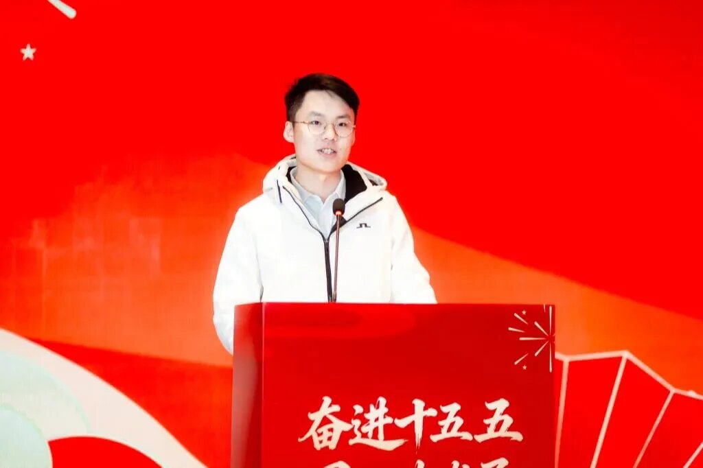 汤程霖：以创新锚定确定性，以实干扛起时代担当